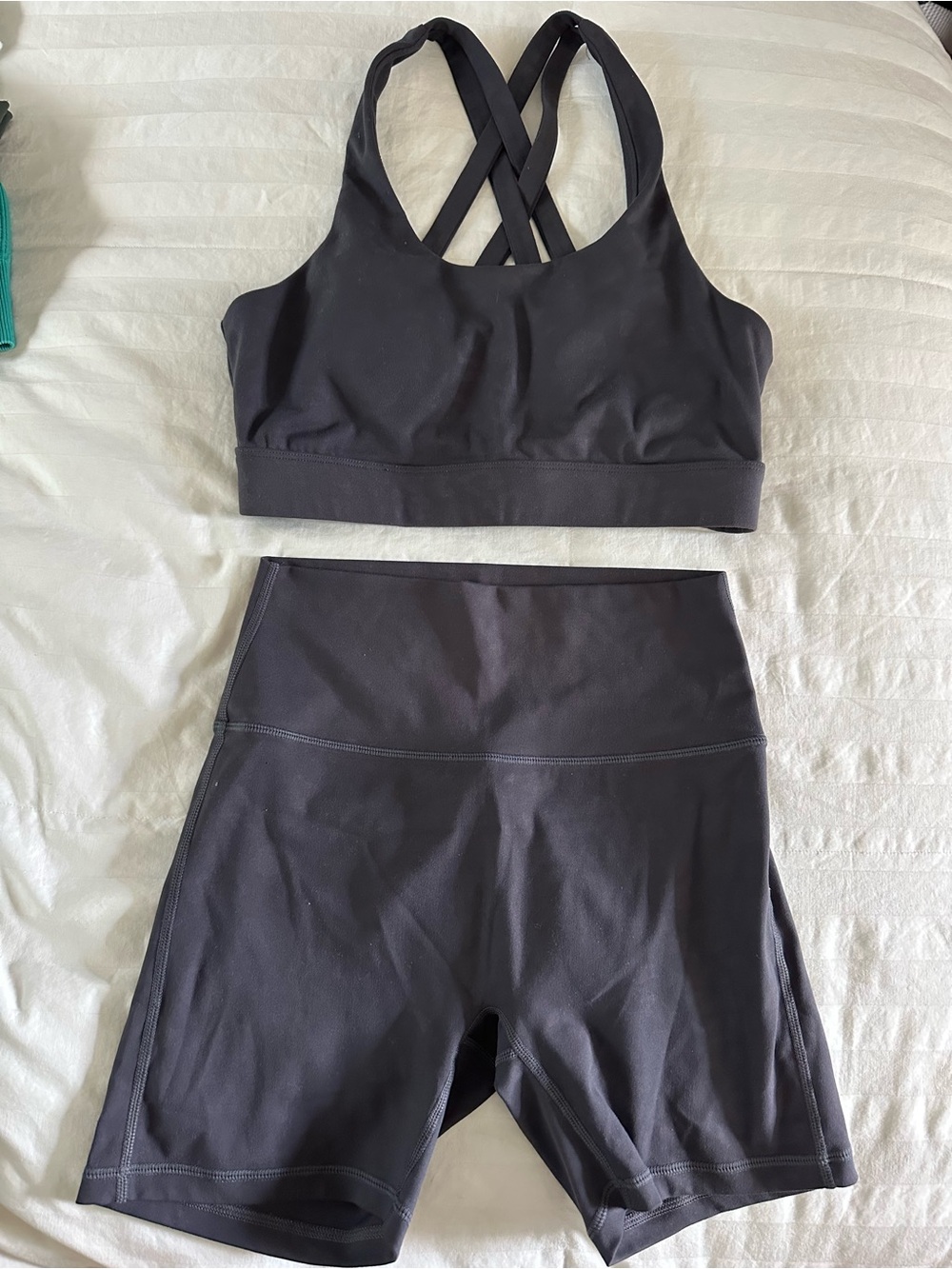 Grey Crisscross Sports Bra and High-Waist Bike Shorts Set - Women